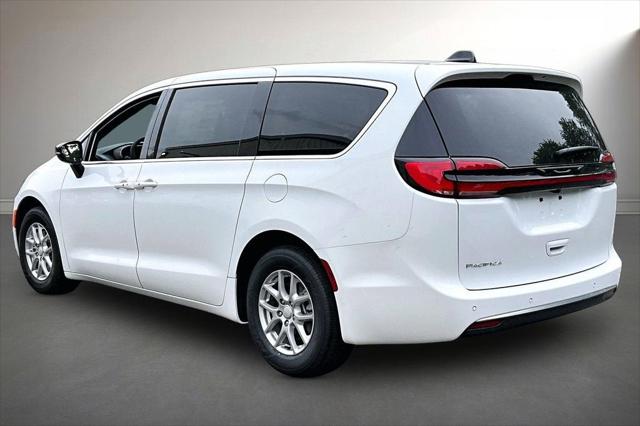 2027 Chrysler Pacifica PACIFICA SELECT 2027 Chrysler Pacifica PACIFICA SELECT