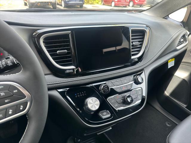 2027 Chrysler Pacifica PACIFICA SELECT 2027 Chrysler Pacifica PACIFICA SELECT