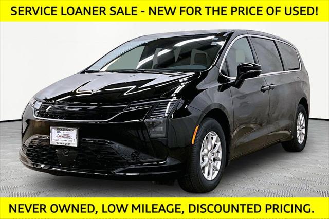 2027 Chrysler Pacifica PACIFICA SELECT