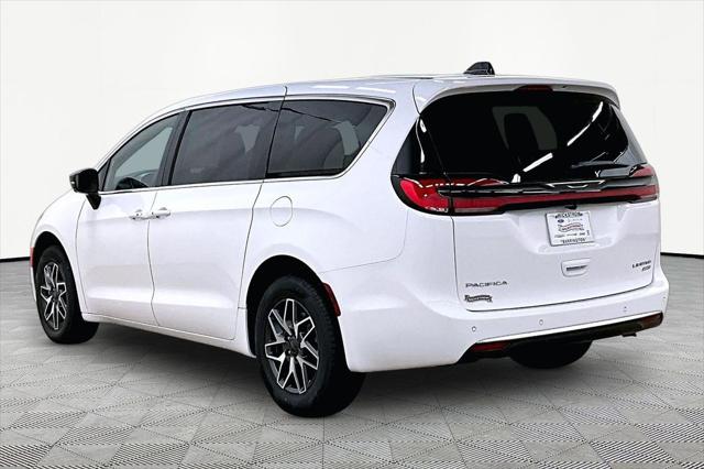 2027 Chrysler Pacifica PACIFICA LIMITED AWD