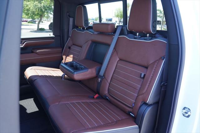 2026 GMC Sierra 2500HD Crew Cab, Standard Bed, Denali Ultimate, 4WD