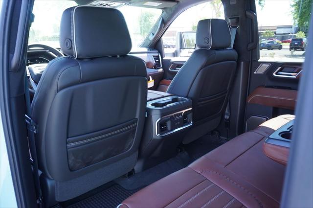 2026 GMC Sierra 2500HD Crew Cab, Standard Bed, Denali Ultimate, 4WD