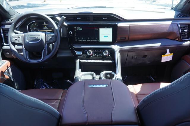 2026 GMC Sierra 2500HD Crew Cab, Standard Bed, Denali Ultimate, 4WD