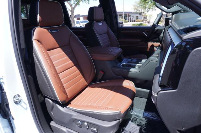 2026 GMC Sierra 2500HD Crew Cab, Standard Bed, Denali Ultimate, 4WD