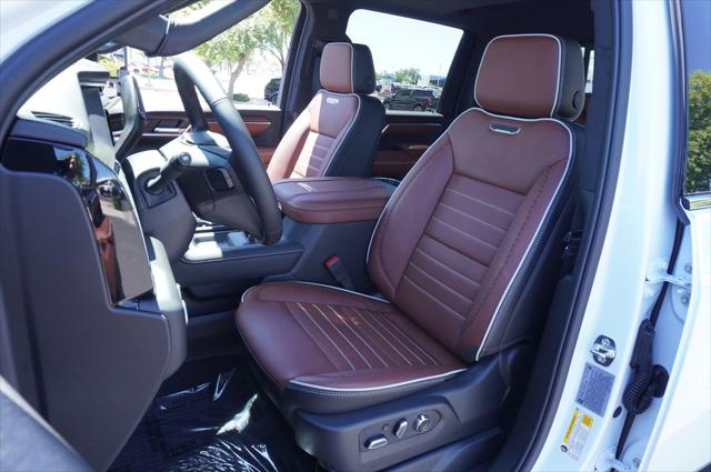 2026 GMC Sierra 2500HD Crew Cab, Standard Bed, Denali Ultimate, 4WD