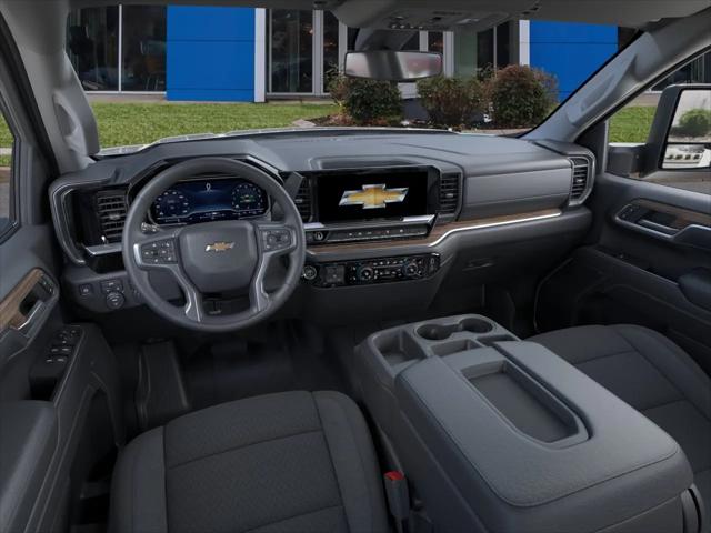 2026 Chevrolet Silverado 1500 4WD Crew Cab Standard Bed LT
