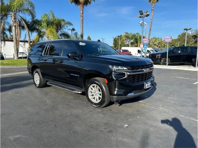 2023 Chevrolet Suburban 4WD LS