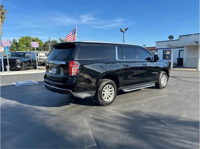 2023 Chevrolet Suburban 4WD LS