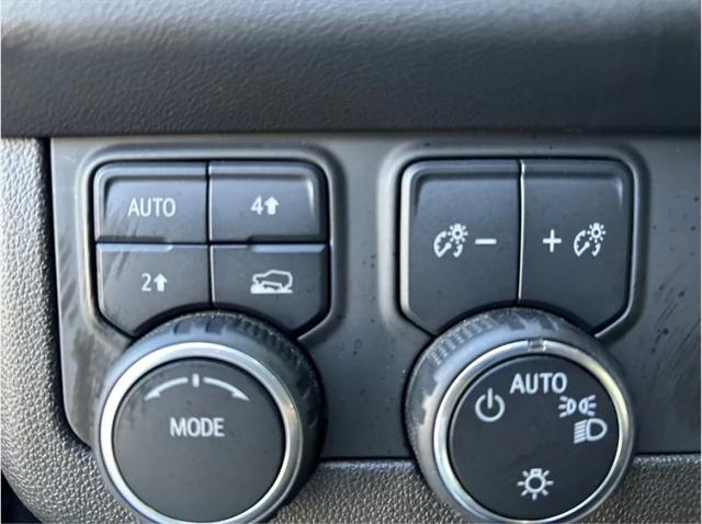 2023 Chevrolet Suburban 4WD LS