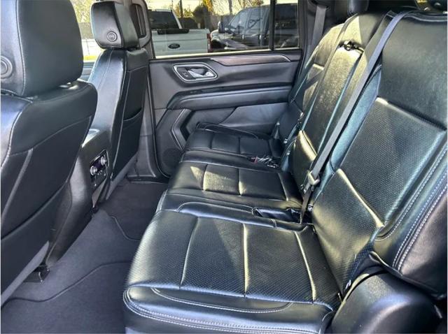 2023 Chevrolet Suburban 4WD LS