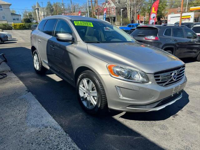 2016 Volvo XC60 T6 Drive-E Platinum