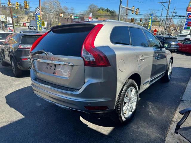 2016 Volvo XC60 T6 Drive-E Platinum