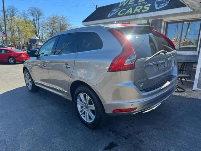 2016 Volvo XC60 T6 Drive-E Platinum