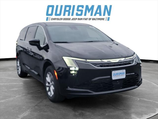 2027 Chrysler Pacifica PACIFICA SELECT AWD