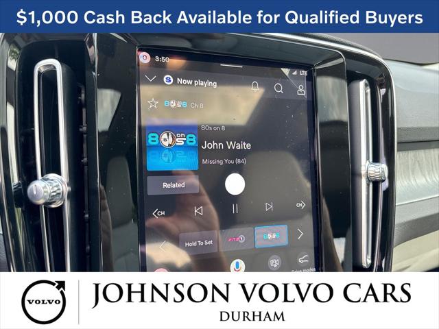 2026 Volvo XC40 Ultra, B5 AWD Gas (mild hybrid), Dark