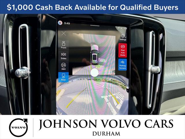 2026 Volvo XC40 Ultra, B5 AWD Gas (mild hybrid), Dark