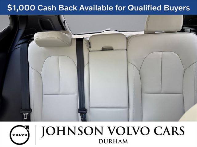2026 Volvo XC40 Ultra, B5 AWD Gas (mild hybrid), Dark