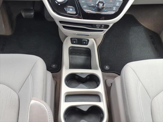 2017 Chrysler Pacifica Touring