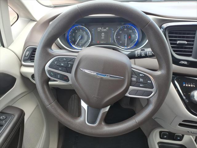 2017 Chrysler Pacifica Touring
