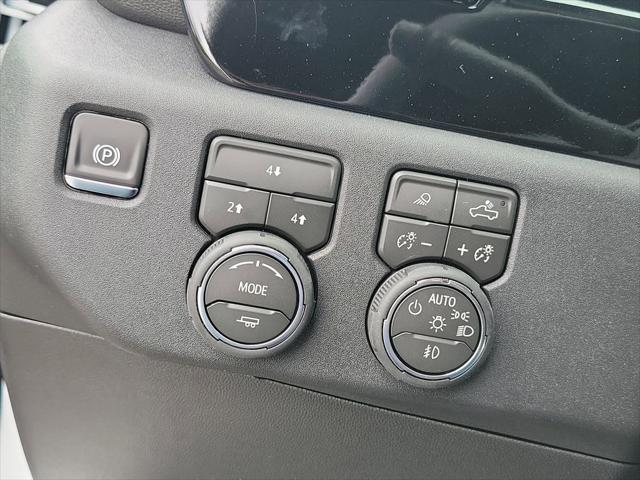 2026 Chevrolet Silverado 3500HD Crew Cab, Standard Bed, LT, 4WD