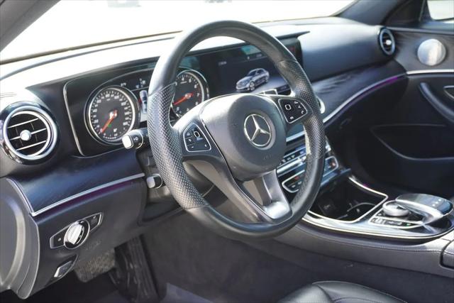 2017 Mercedes-Benz E-CLASS E 300 E 300