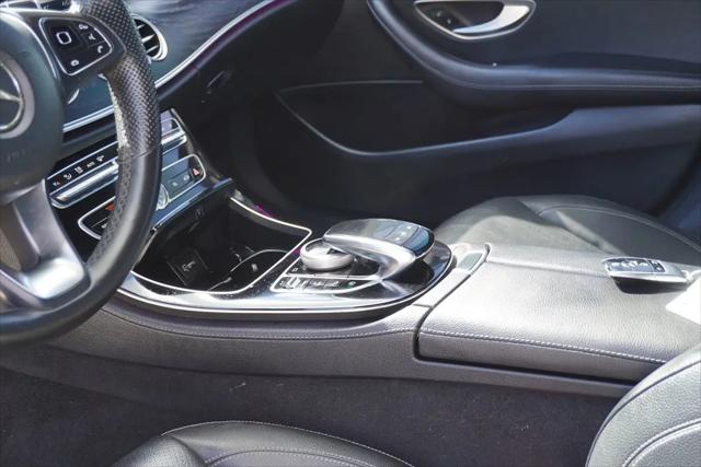 2017 Mercedes-Benz E-CLASS E 300 E 300