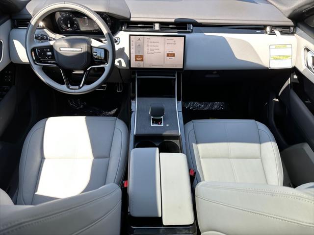 2026 Land Rover Range Rover Velar P400 Dynamic SE