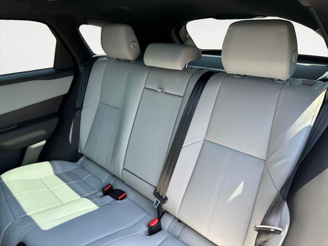 2026 Land Rover Range Rover Velar P400 Dynamic SE
