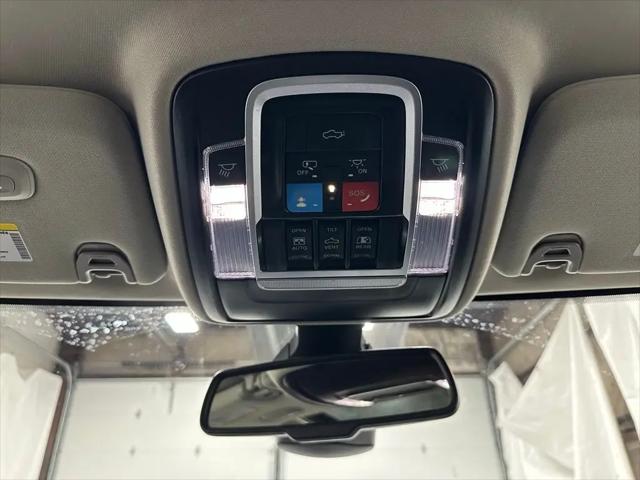 2024 Ram 3500 Laramie Crew Cab 4x4 8' Box