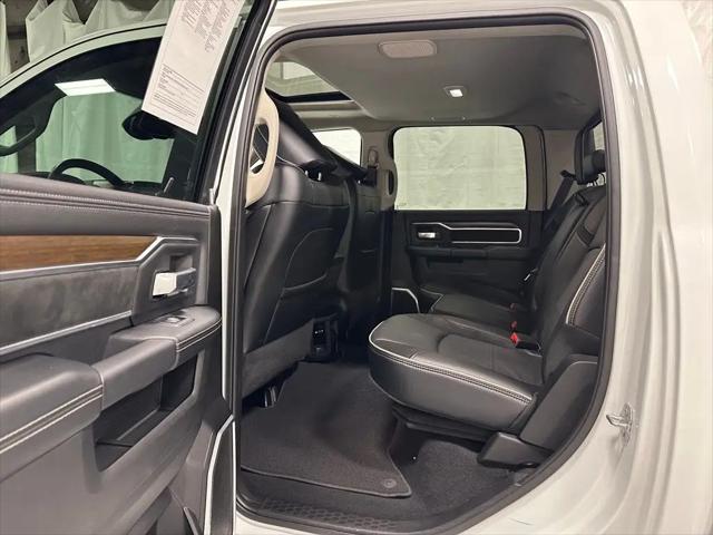 2024 Ram 3500 Laramie Crew Cab 4x4 8' Box