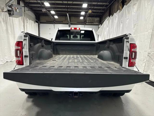 2024 Ram 3500 Laramie Crew Cab 4x4 8' Box