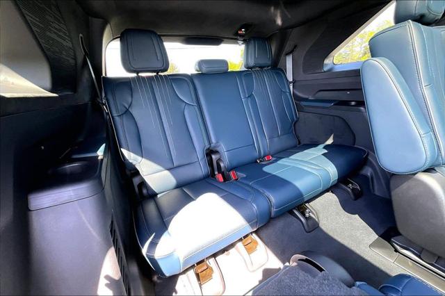 2025 Cadillac Escalade Luxury 2 AWD