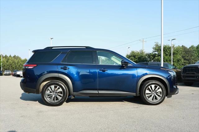 2024 Nissan Pathfinder SV FWD