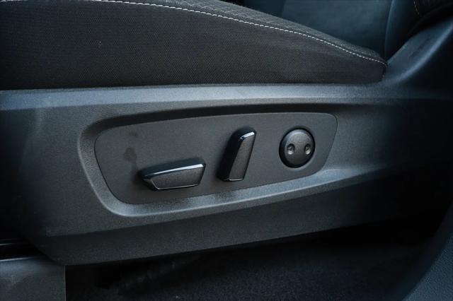 2024 Nissan Pathfinder SV FWD
