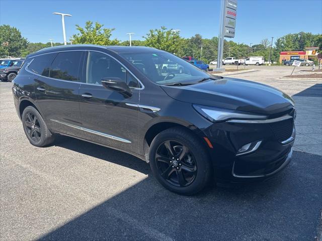 2023 Buick Enclave Essence FWD
