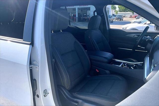 2024 Chevrolet Traverse AWD LT