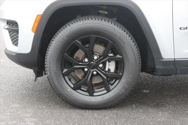 2024 Jeep Grand Cherokee Altitude 4x4