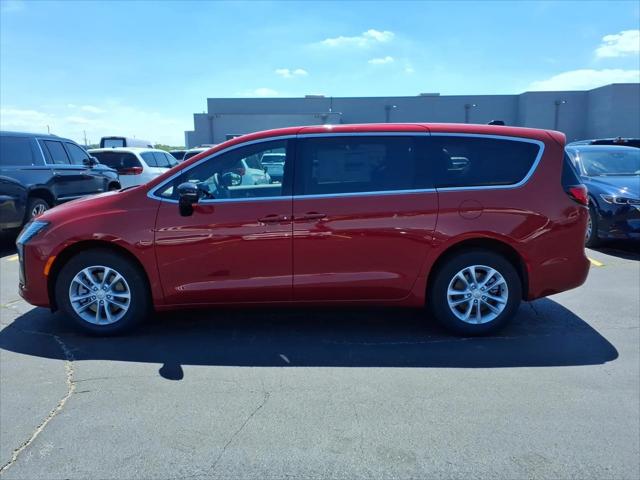 2027 Chrysler Pacifica PACIFICA SELECT AWD