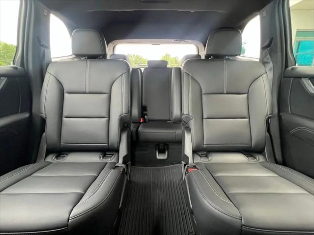 2026 GMC Acadia Elevation FWD