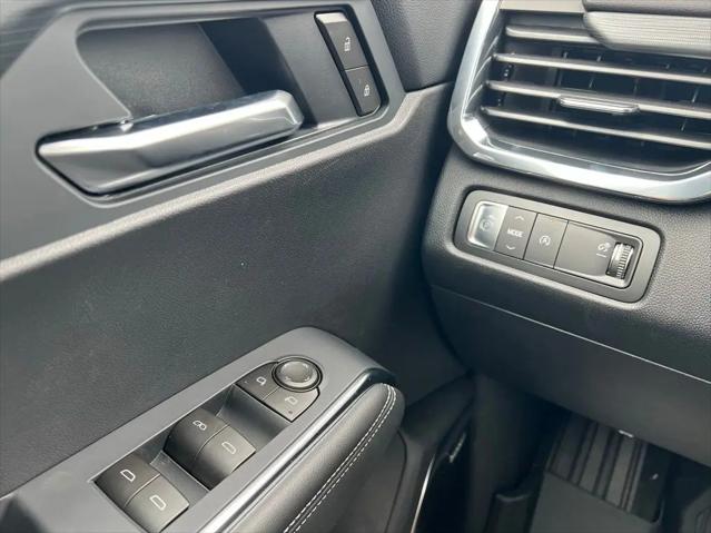 2026 GMC Acadia Elevation FWD