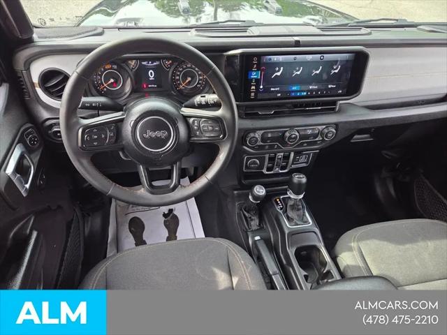 2025 Jeep Wrangler 4-Door Summit 4x4