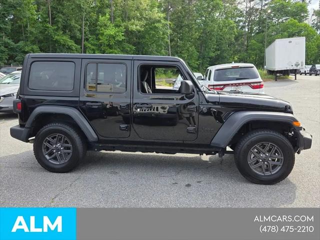 2025 Jeep Wrangler 4-Door Summit 4x4