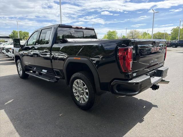 2022 GMC Sierra 2500HD 4WD Crew Cab Standard Bed Denali