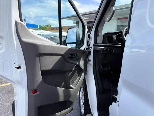 2025 Ford Transit Cargo Van w/RWB
