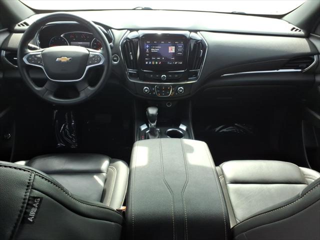 2023 Chevrolet Traverse AWD LT Leather