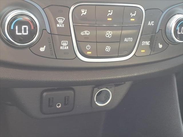 2023 Chevrolet Traverse AWD LT Leather