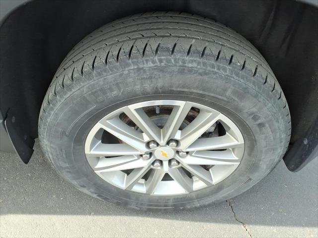 2023 Chevrolet Traverse AWD LT Leather