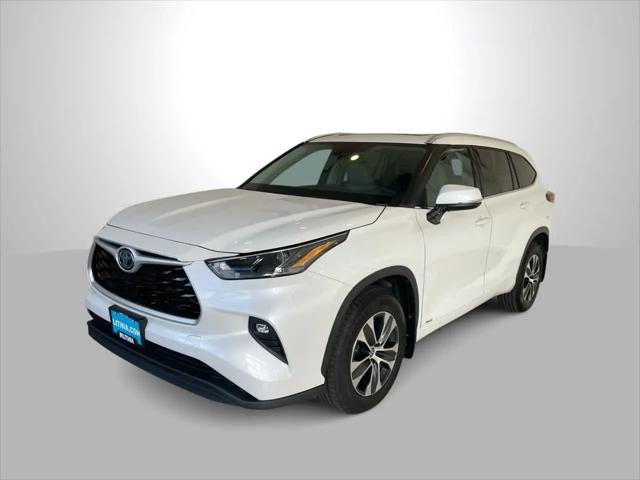 2022 Toyota Highlander Hybrid XLE for sale in Billings, MT