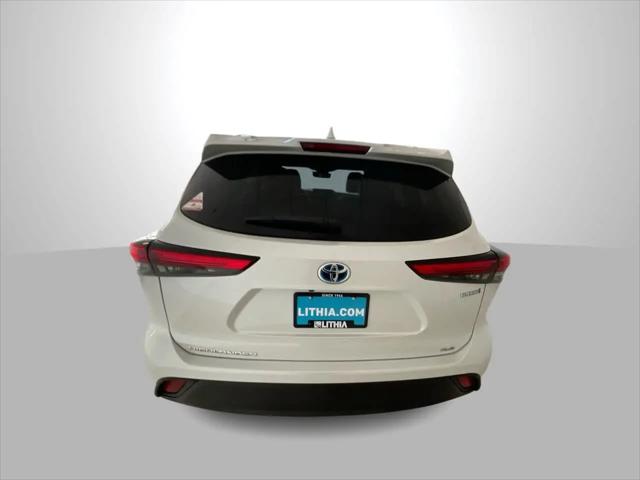 2022 Toyota Highlander Hybrid XLE