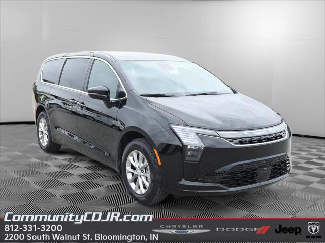 2027 Chrysler Pacifica PACIFICA SELECT AWD